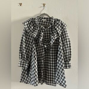 Topshop cute and fluffy dress. Can wear by itself or pair with jeans!